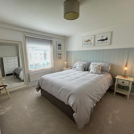 Marina Sea View Apt - Second Floor With Lift, Modern โฮลีเฮด ภายนอก รูปภาพ